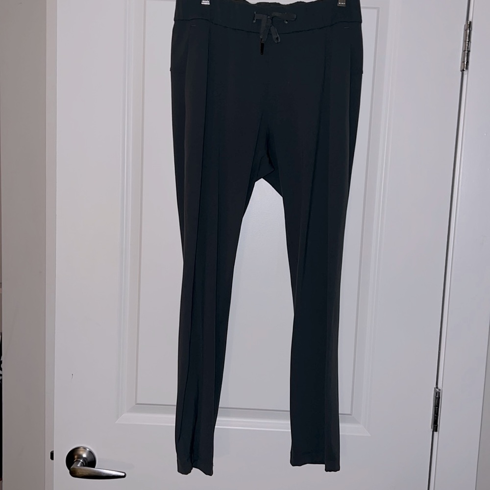 Lululemon stretch high rise pant 28”